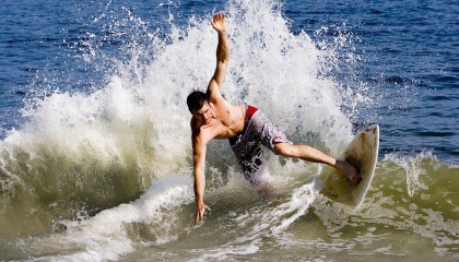 九游体育下载|国米卫冕之路暗藏交易玄机 阿坎吉出场率或触发强制买断条款