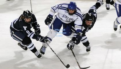 【九游体育下载】CBA总决赛激战正酣，广东宏远逆转辽宁本钢，易建联关键三分锁定胜局