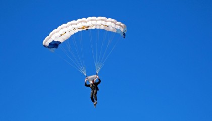 九游体育官网：体育经济崛起，全球赛事商业化推动产业新变革