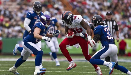 九游体育下载-红魔客场力擒雄鹰终结伦敦魔咒 曼联2-1逆转水晶宫重振士气