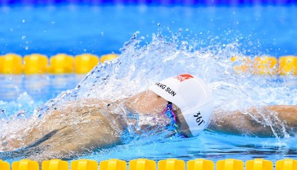 九游娱乐_F1大奖赛西班牙站，维斯塔潘强势夺冠，红牛车队延续统治地位