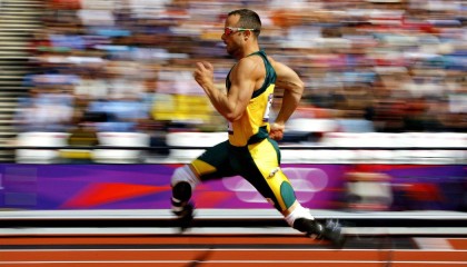 九游体育官网_中国游泳队闪耀世锦赛，斩获多枚金牌创历史佳绩